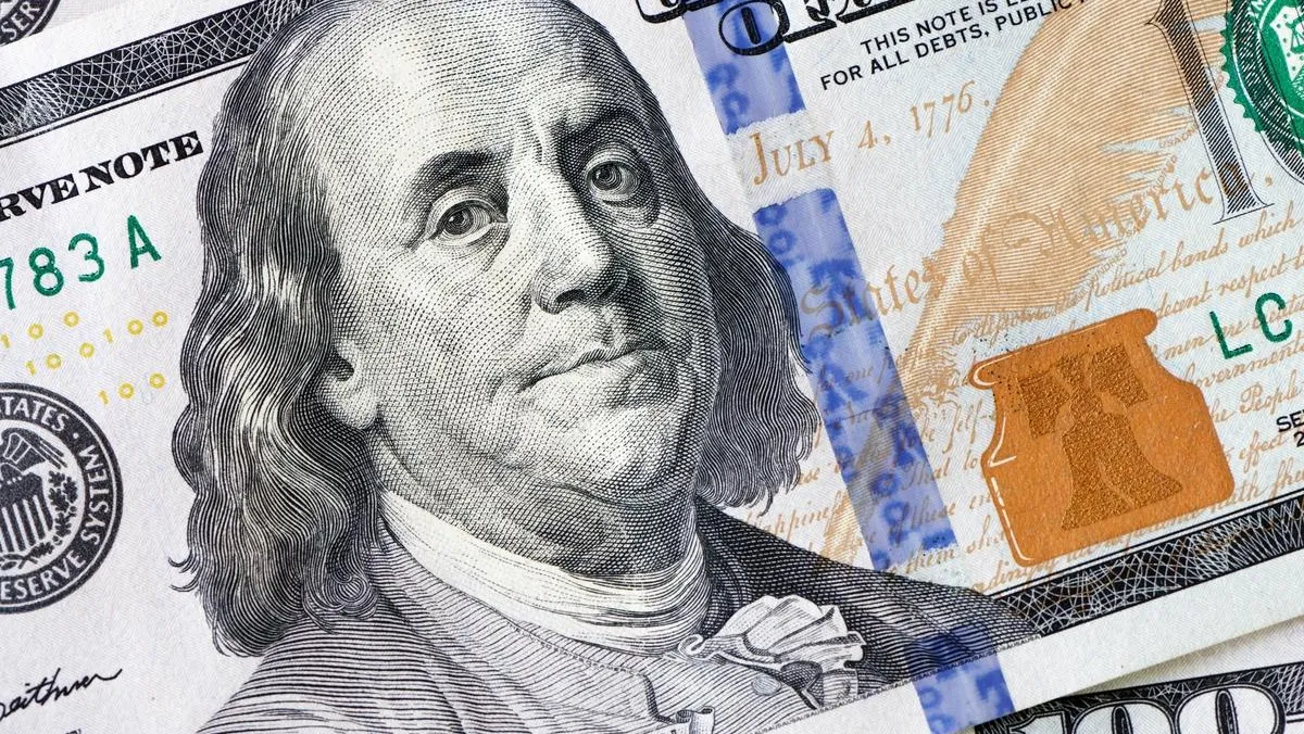 30-aprel O'zbekistonda dollar kursi necha so'm bo'ldi?