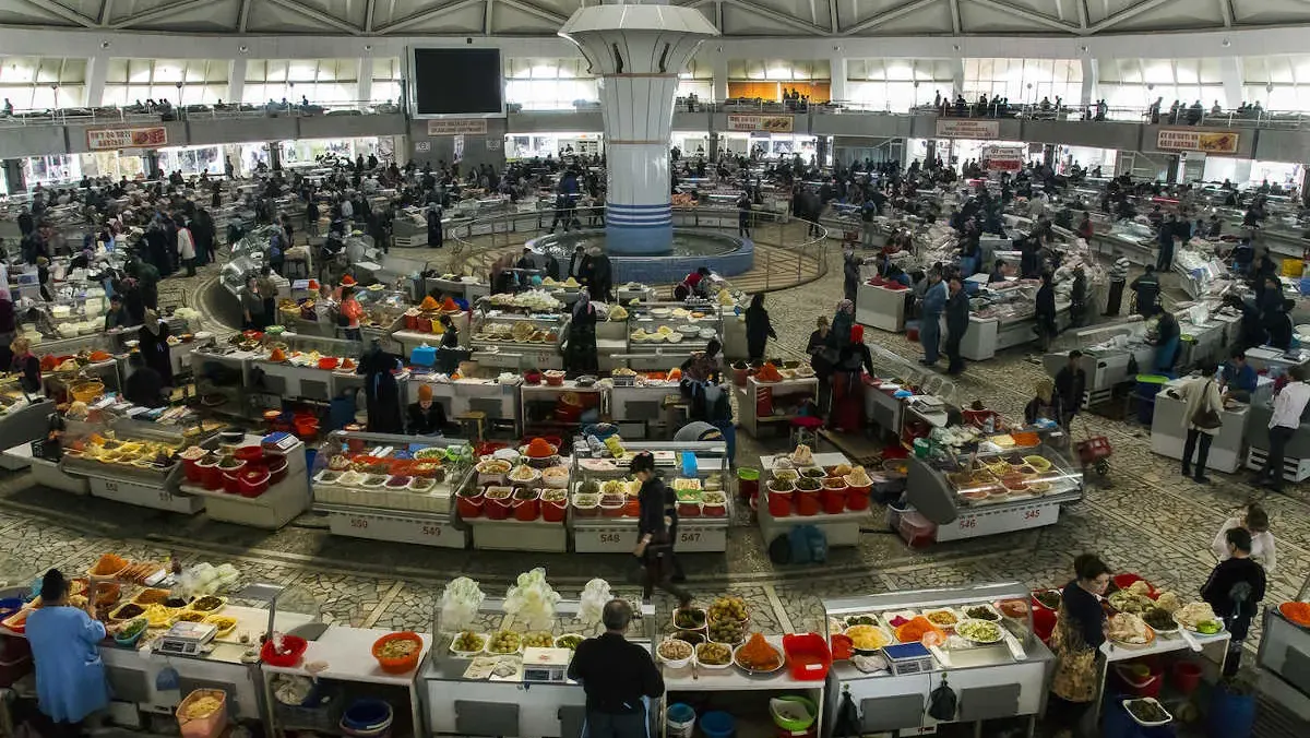 Toshkentdagi 3 ta yirik bozorda savdo nuqtalari yopildi