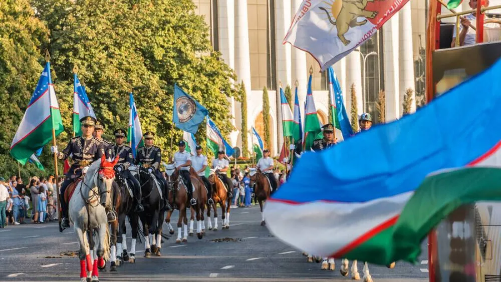 O‘zbekistonda Vatan himoyachilari kuni munosabati bilan otliqlar paradi o‘tkaziladi