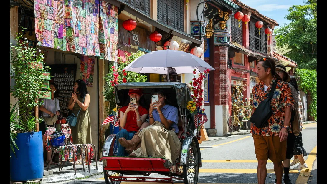 O‘zbekistonlik turoperatorlarga Malayziya va Indoneziyadan kelgan har bir sayyoh uchun $100 dan beriladi