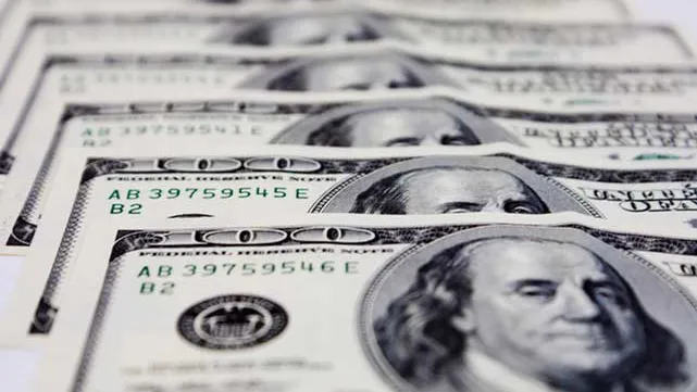 Naqd dollarni pasportsiz sotib olish limiti $500 gacha oshirilishi mumkin