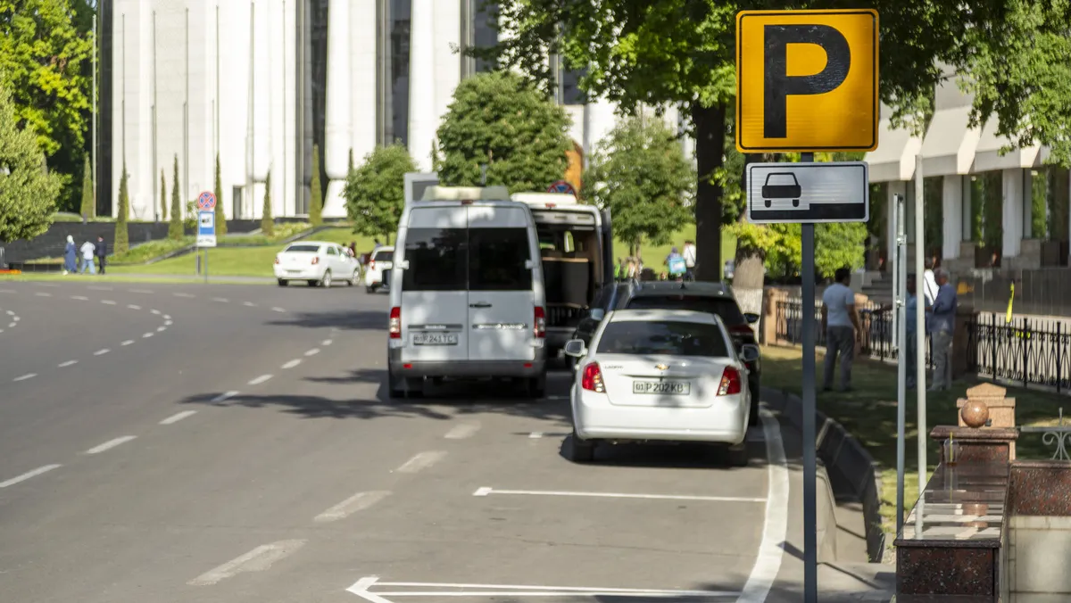 Toshkentda pulli avtoturargohlarda rezidentlar uchun ruxsatnomalar joriy etiladi